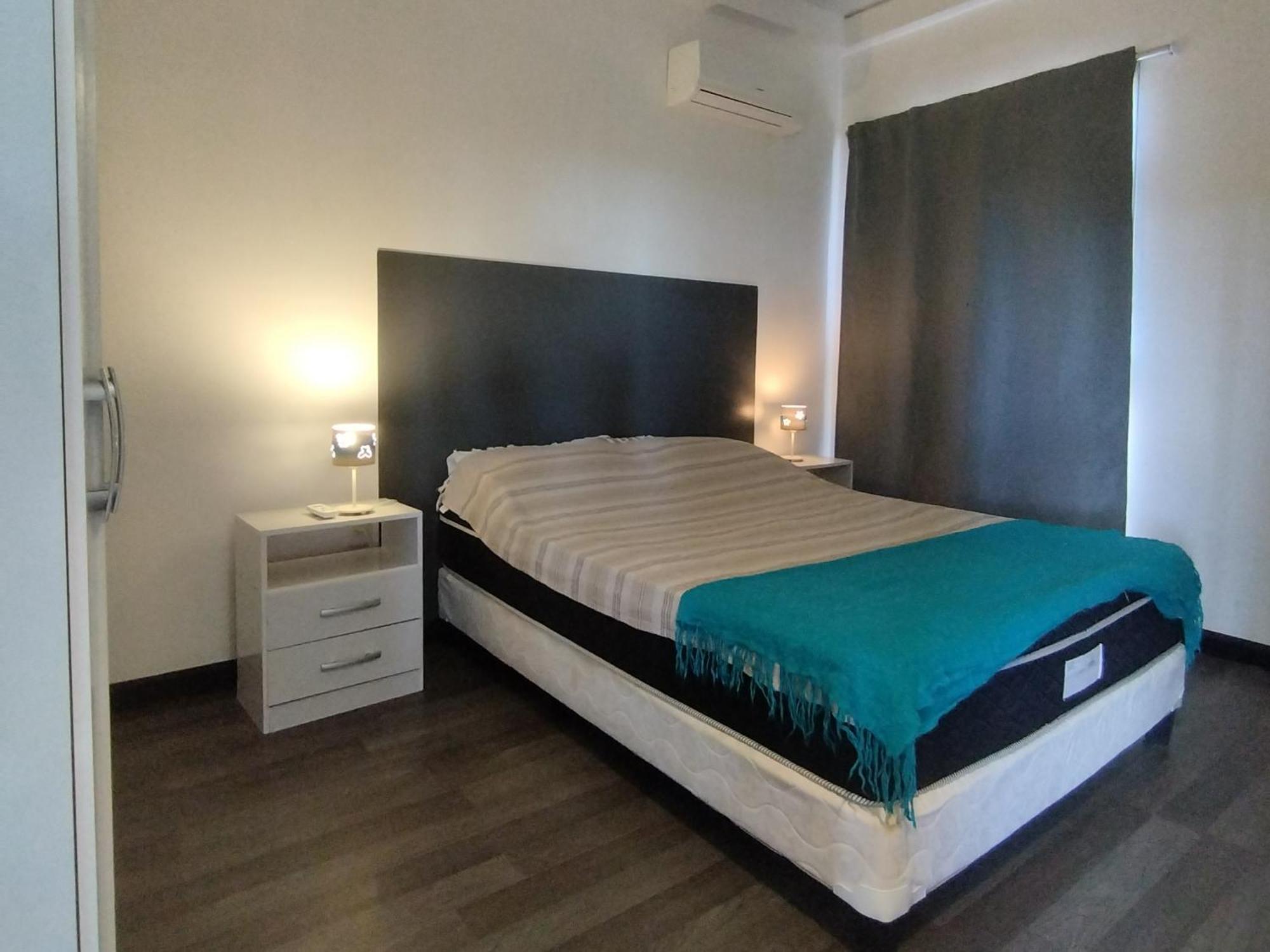 Apartamentos La Playa Пириаполис Экстерьер фото
