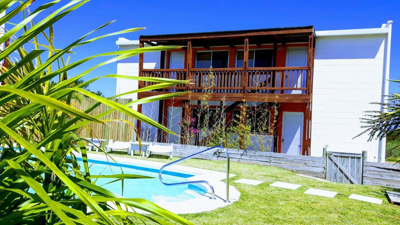 Apartamentos La Playa Пириаполис Экстерьер фото
